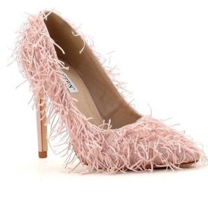 Meet your Posher, Shoe & Tell